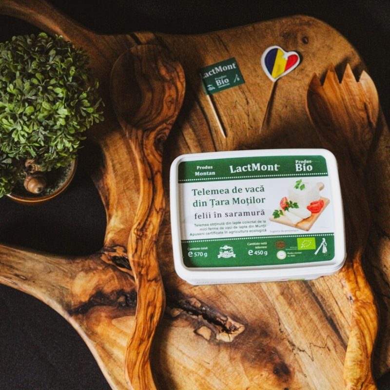 Telemea de vaca BIO - felii in saramura - 570 gr Telemea de vaca BIO - felii in saramura - 570 gr